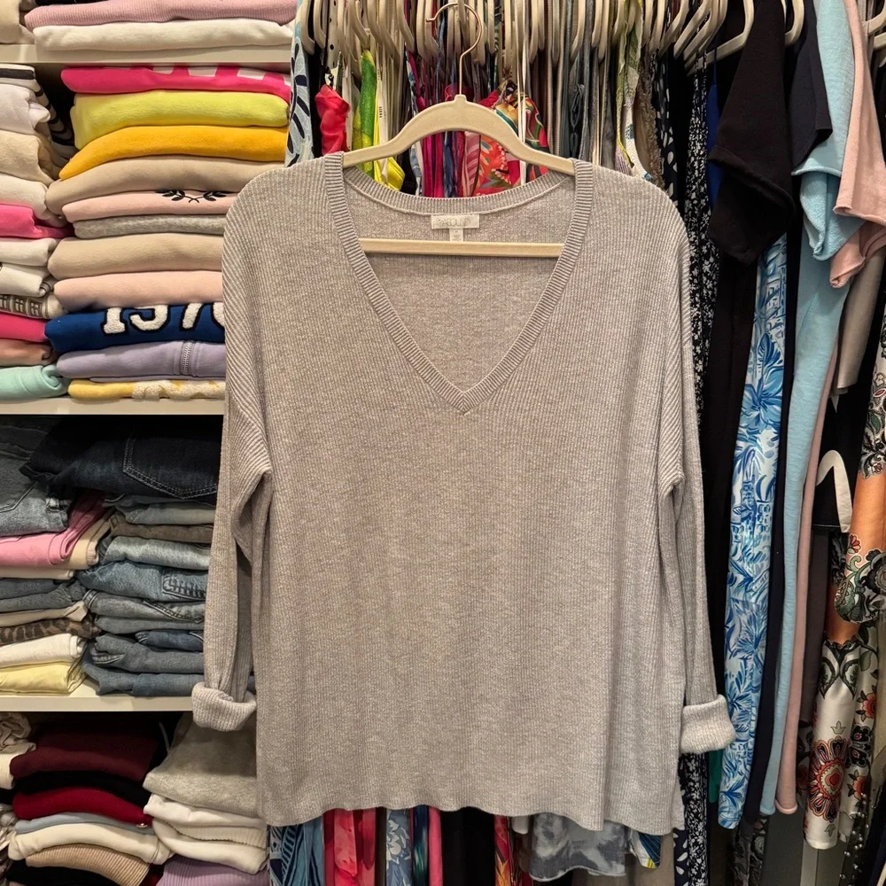 Abound Gray V-Neck Relaxed Sweater Soft Knit